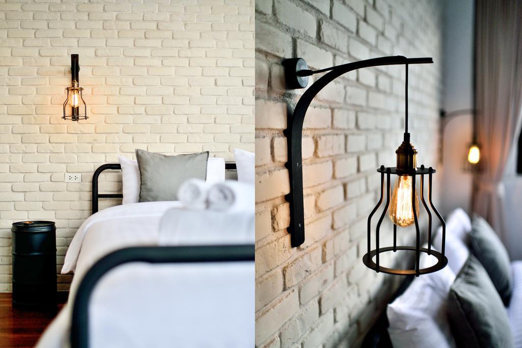 The Rommanee Classic Guesthouse Phuket Room photo