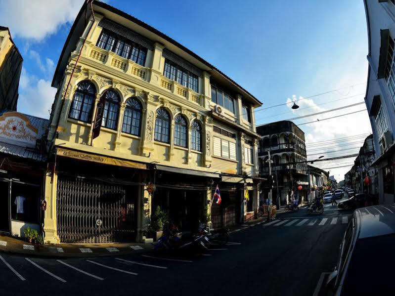The Rommanee Classic Guesthouse Phuket Exterior photo